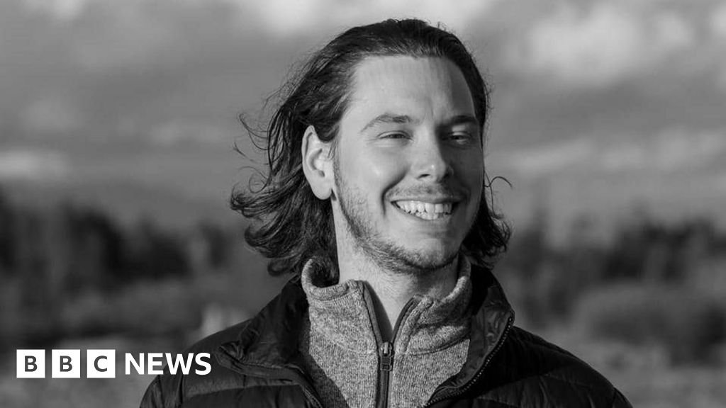 Air Canada pilots Antoine Forest and Mackenzie Gunther died in LaGuardia plane crash