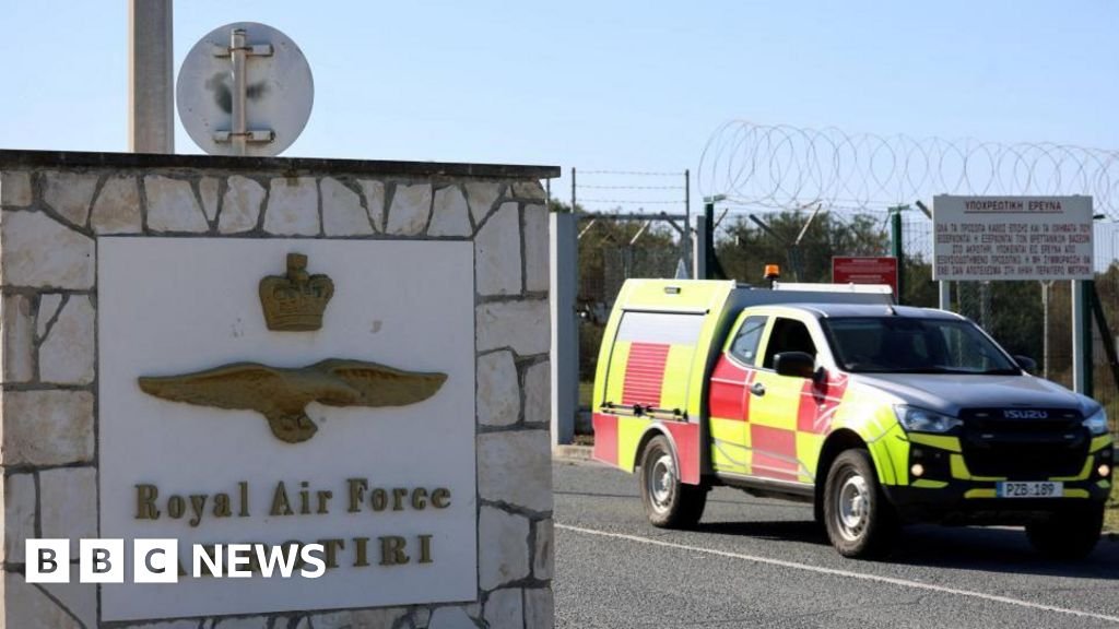 Cyprus president calls for frank discussion on UK’s ‘colonial’ bases