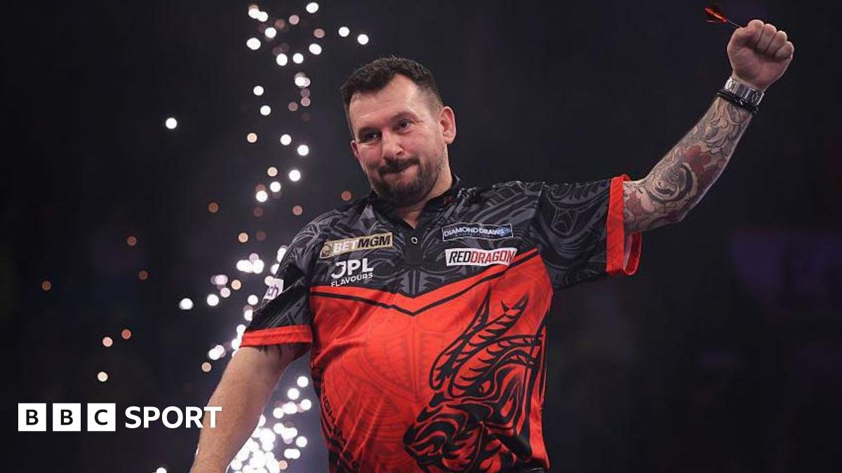 Premier League Darts 2026 results: Jonny Clayton beats Luke Humphries