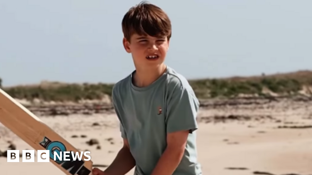 Prince Louis holiday video released to mark eighth birthday