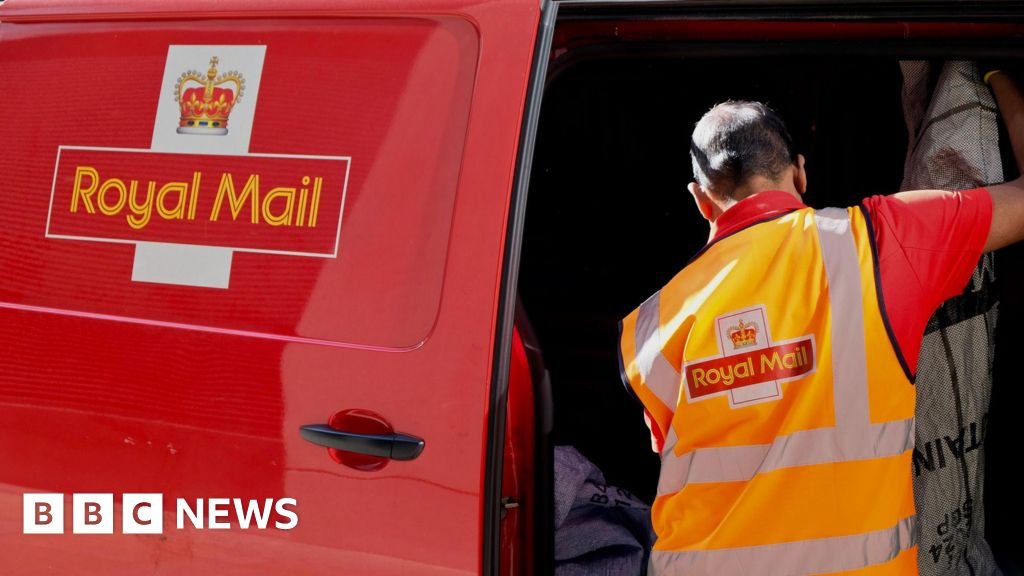Royal Mail to ask part-time posties to work more to meet letter targets