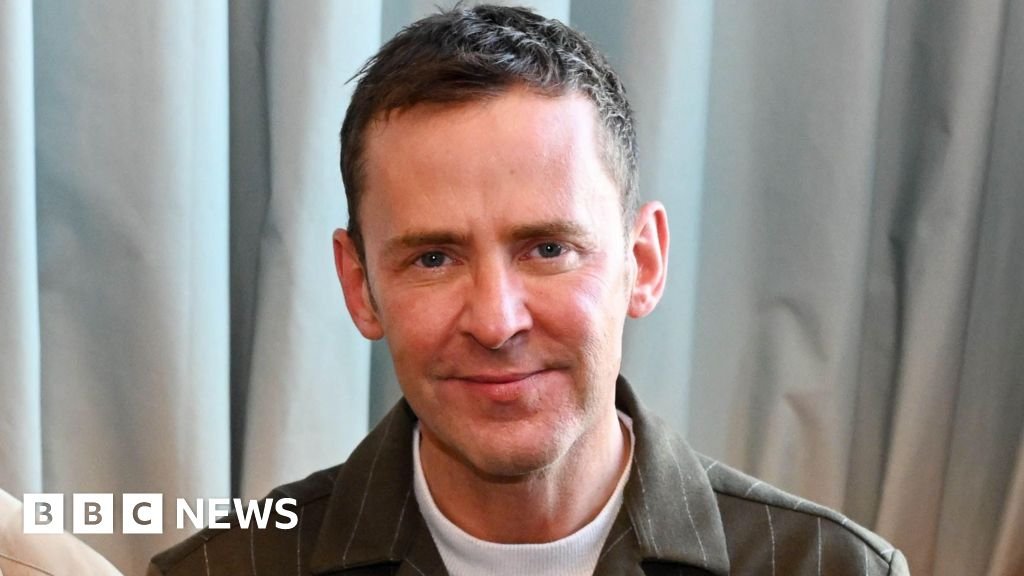 BBC knew about Scott Mills sexual offences investigation in 2017
