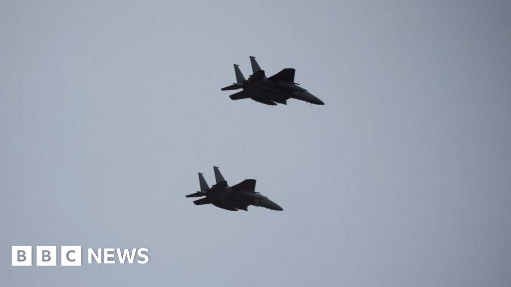 South Korea fighter jets collided due to pilots taking pictures, report finds