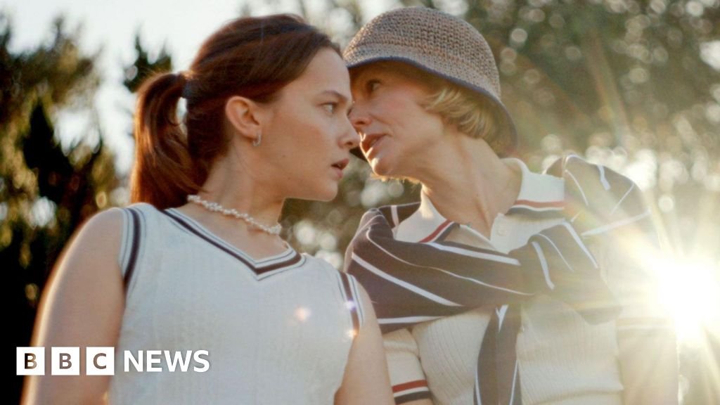 Carey Mulligan and Oscar Isaac on the Gen Z v millennial feud at the heart of Netflix’s Beef