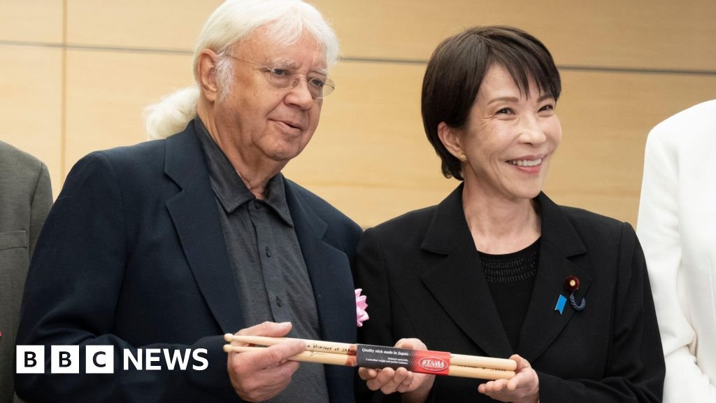 Japanese PM Takaichi meets British rock band Deep Purple