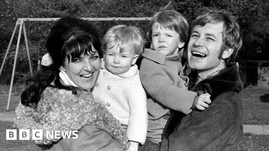 Original Coronation Street cast member Alan Rothwell dies aged 89
