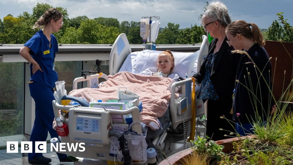 UK’s first rooftop intensive care ward opens at King’s College Hospital