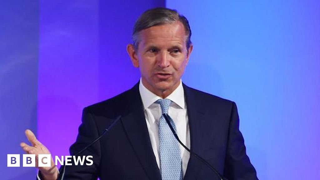 Ex-M&S chief to help government tackle youth unemployment