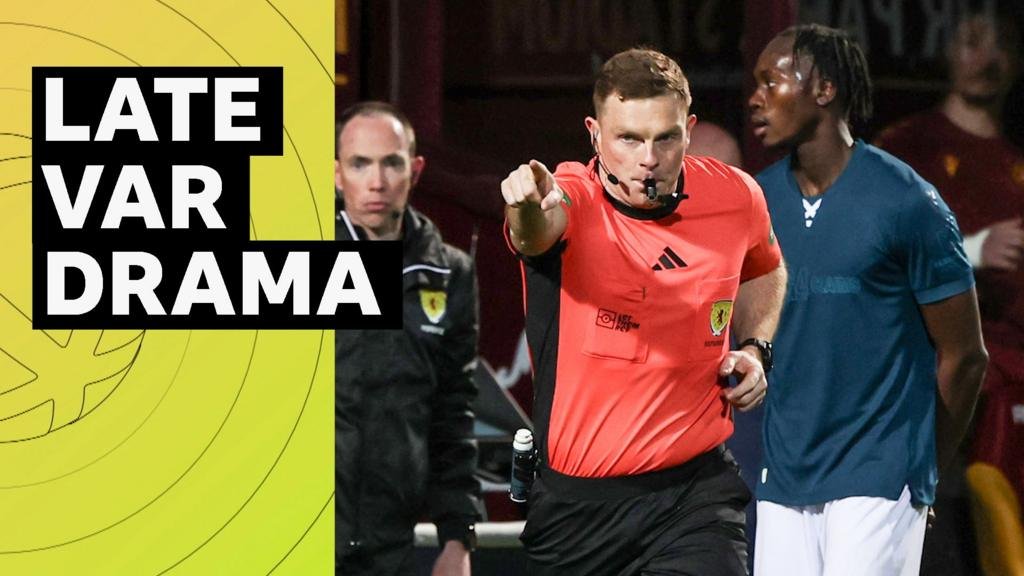 Scottish Premiership: The controversial 99th-minute penalty that keeps title race alive