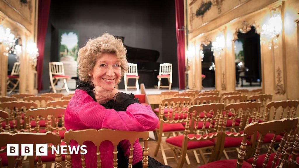 English Soprano Dame Felicity Lott dies aged 79