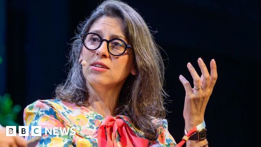 Nazanin Zaghari-Ratcliffe tells Hay Festival about sewing in Iranian prison