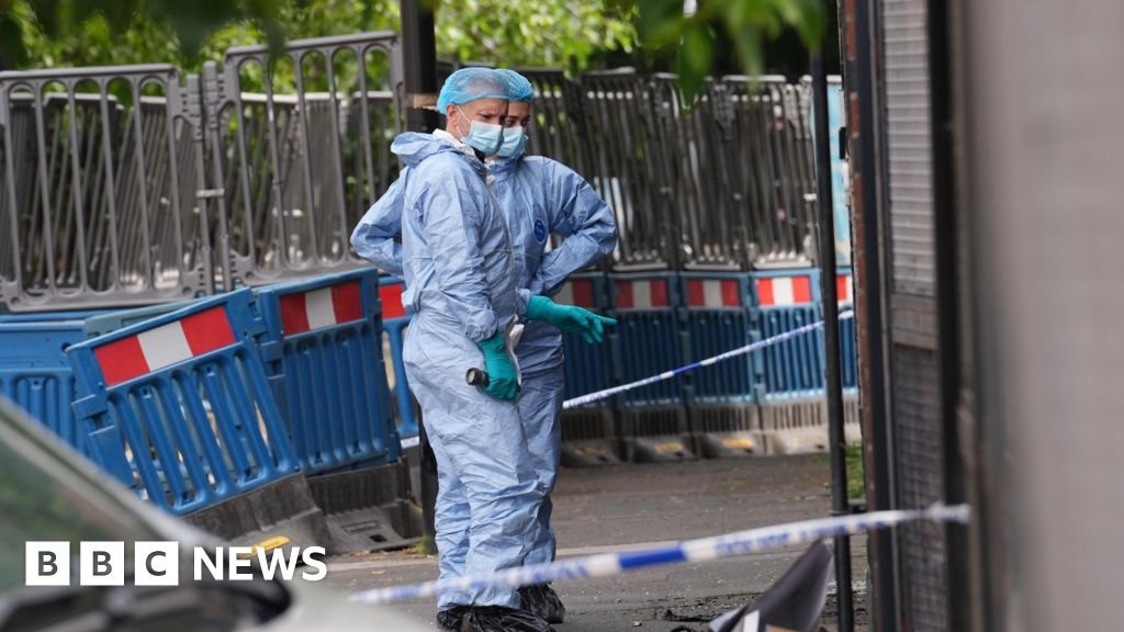 Counter-terror investigation into east London synagogue fire