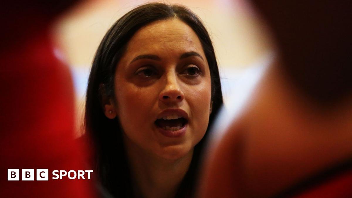Emily Handyside: Welsh Feathers coach to leave after Commonwealth Games