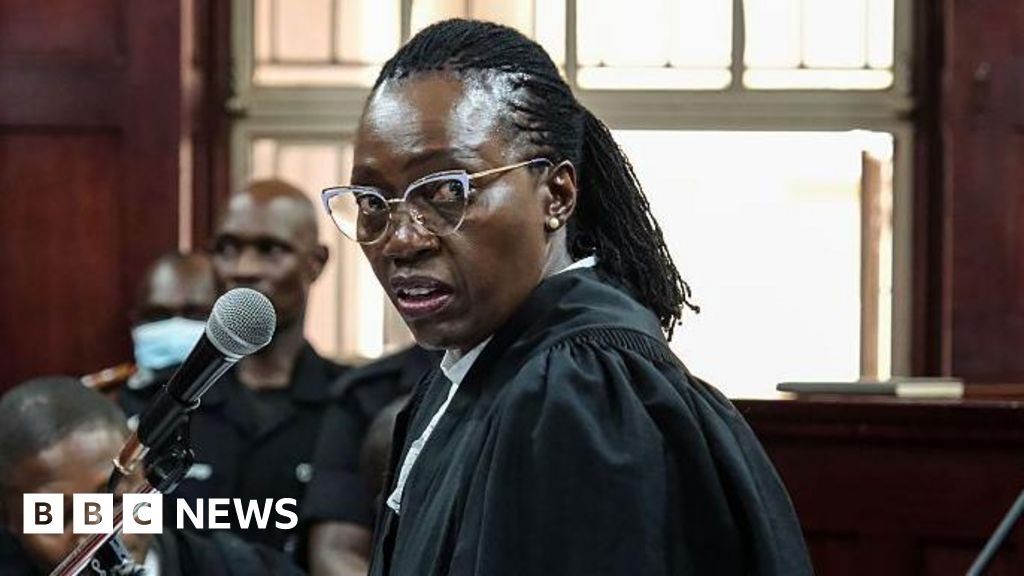 Martha Karua: Kenya’s ex-justice minister blocked from entering Uganda, lawyers body says
