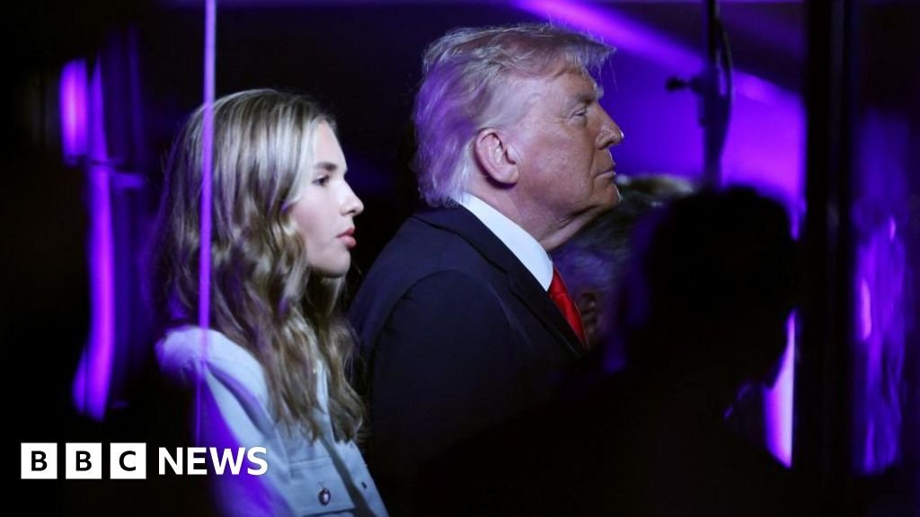 Trump booed at Knicks-Spurs game as he became first US president at NBA Finals