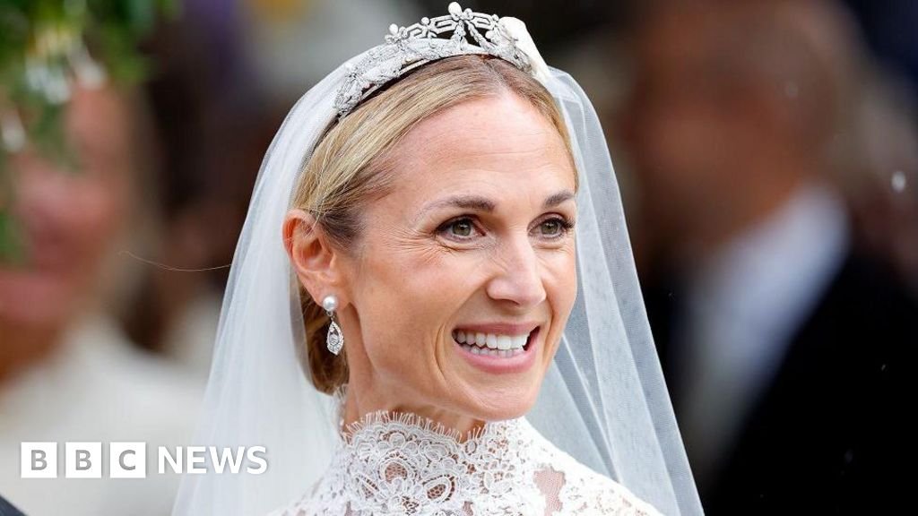 Royal wedding: Who is Harriet Sperling, the NHS nurse who married Peter Phillips?