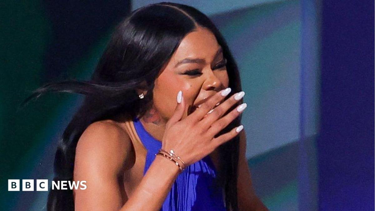 Teyana Taylor’s tears and Lauryn Hill’s star-studded tribute steal show at BET Awards