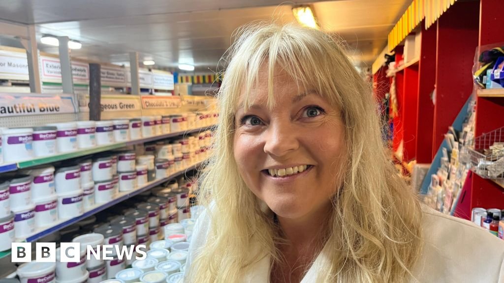 Lottery grant puts gloss on Fenland paint recycling enterprise