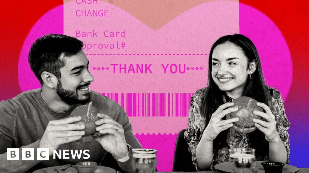 ‘He hid the a la carte menu’: Who should pay on the first date