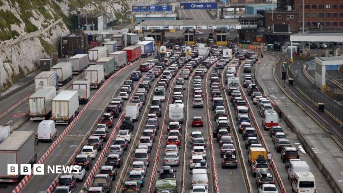 Port of Dover works to avoid Entry Exit System summer travel chaos