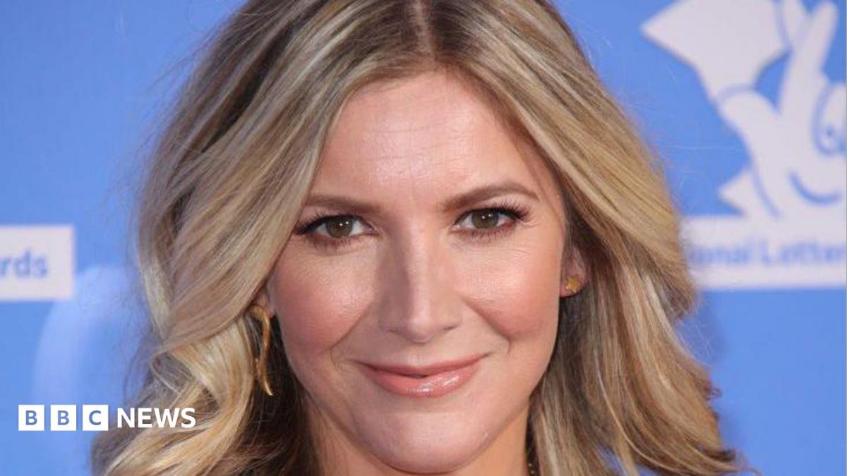 Lisa Faulkner announces she’s ‘all clear’ after breast cancer diagnosis