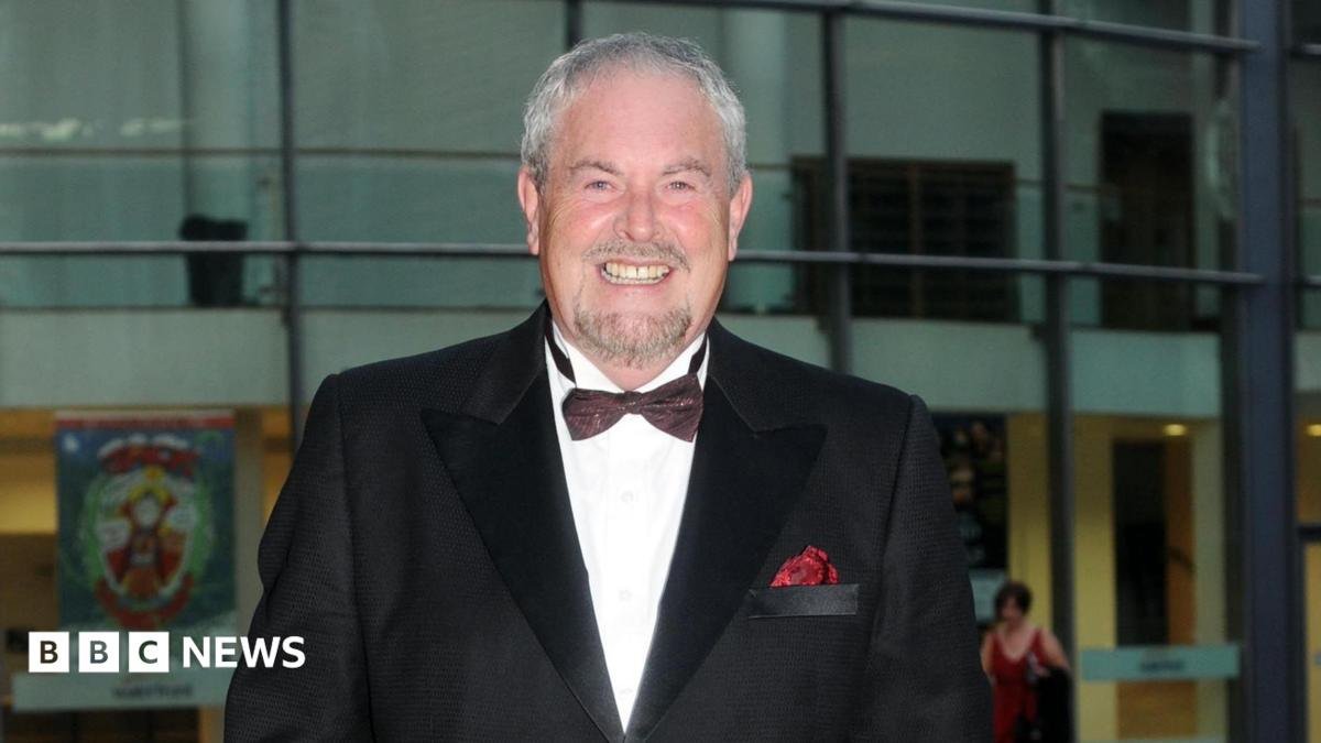 Gerry Kelly: Former UTV and BBC presenter dies at age of 77
