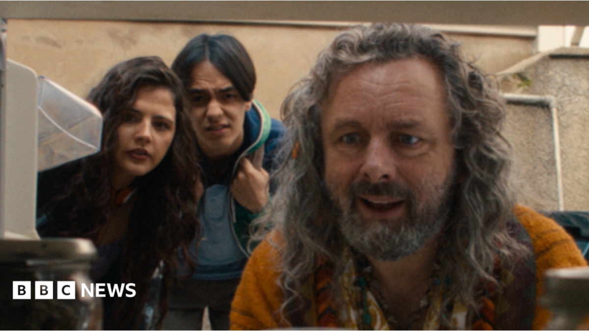 Michael Sheen stars in UFO comedy after spooky sighting in Port Talbot