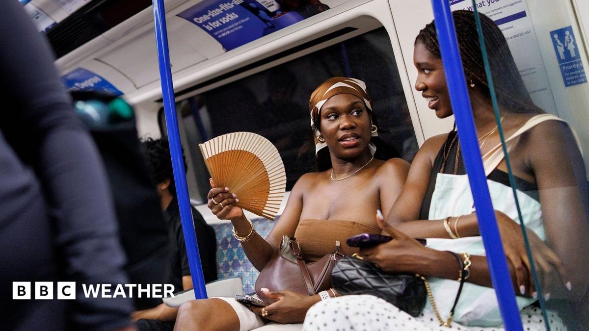 UK weather: Amber heat health alerts in place as heatwave peaks