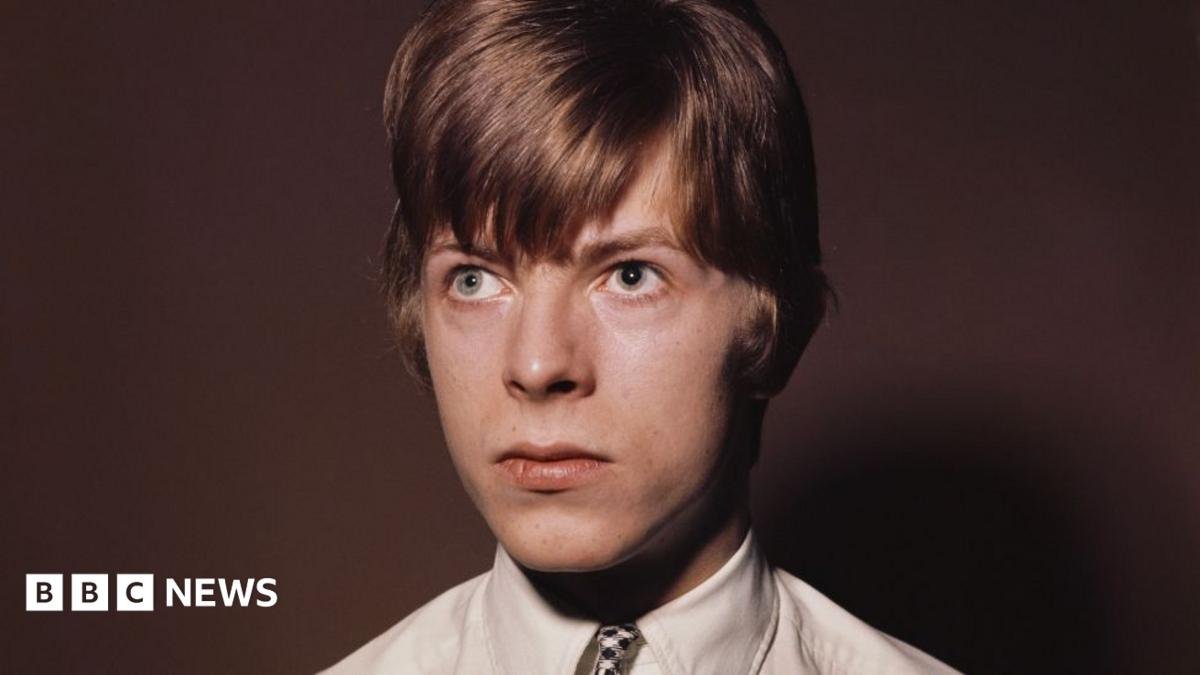 David Bowie: Ten unheard tracks from singer’s early career to be released